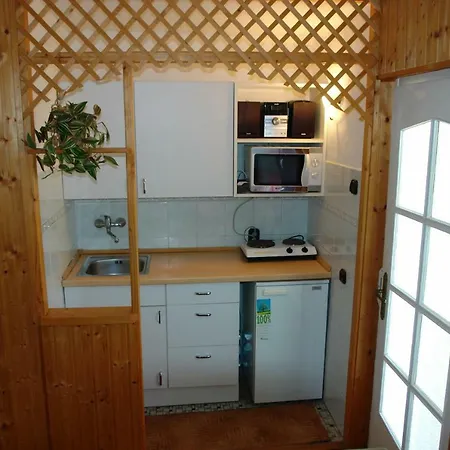 Mecsek Ueduelo Ingyenes Klimaval 300 M-Re A Fuerdotol Apartment Harkány Exterior photo